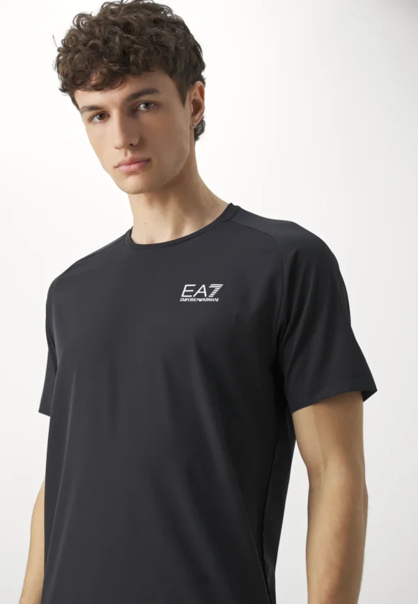 Camiseta EA7 preto REF 8NPV03PNDDZ