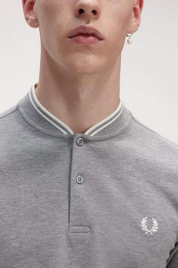 Camiseta Fred Perry Cinza REF M4526