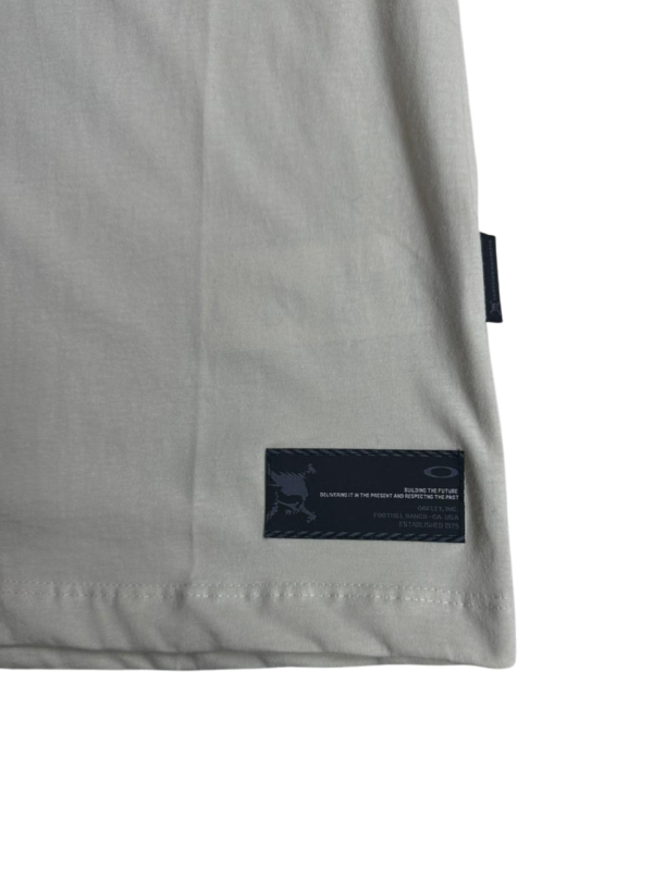 CAMISETA OAKLEY – FOA40747168S