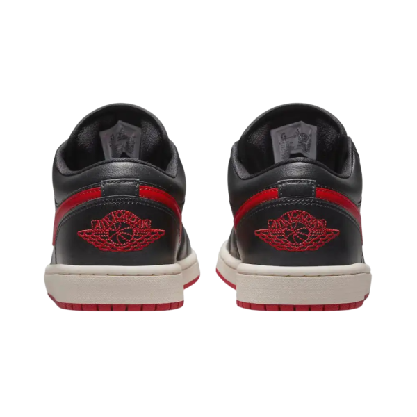 TÊNIS NIKE AIR JORDAN 1 - DC0774