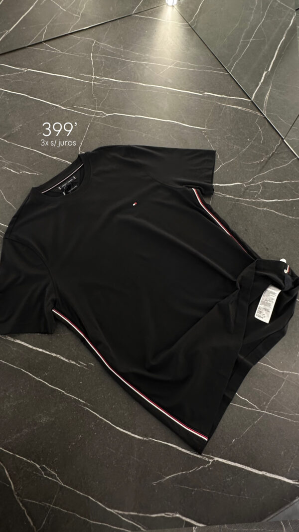 Camiseta Tommy Hilfiger – THMW0MW42393