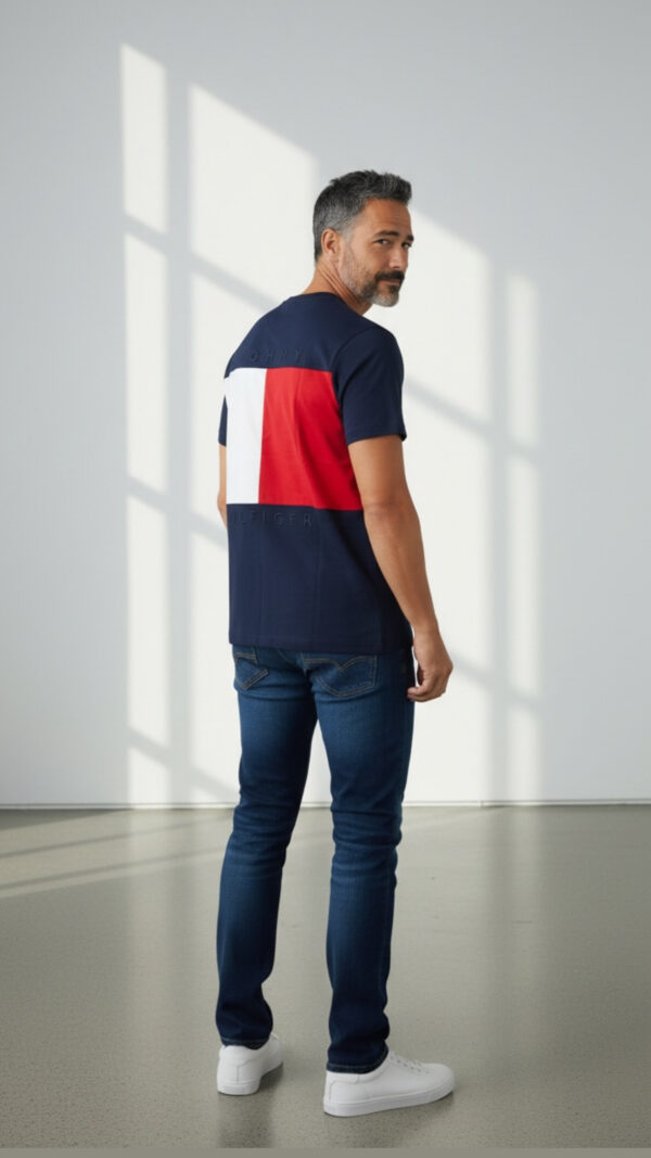 CAMISETA TOMMY HILFIGER – THMW0MW44018