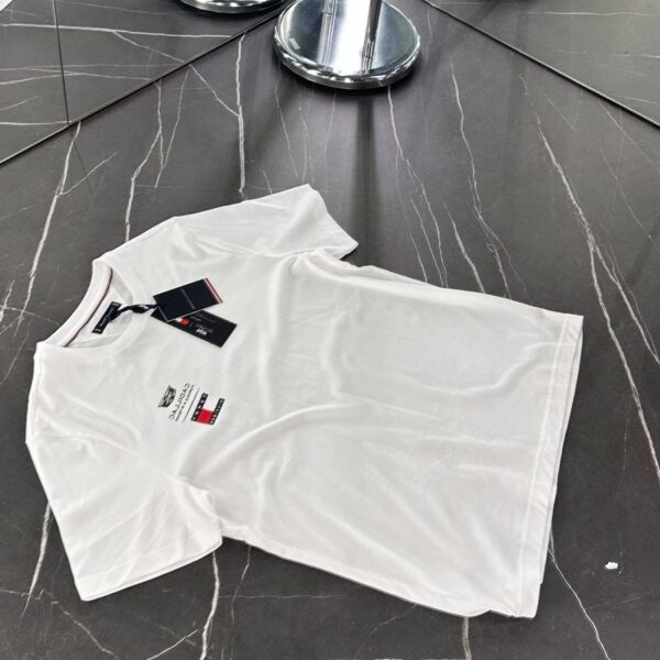 Camiseta Tommy Hilfiger - MN00082