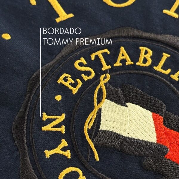 Camiseta Tommy Hilfiger - XM07701