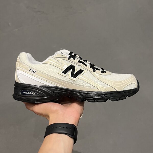 TÊNIS NEW BALANCE REF: U7404OO
