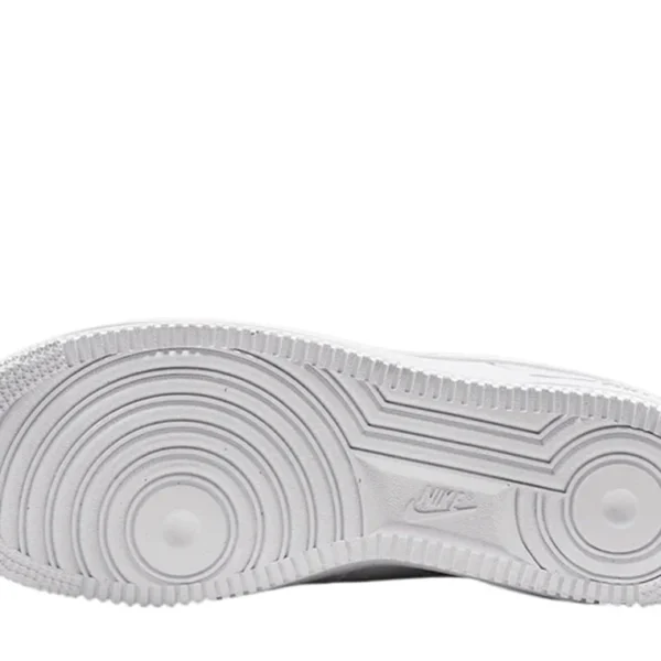 TÊNIS NIKE AIR FORCE 1 LOW RED LACES - IB7167