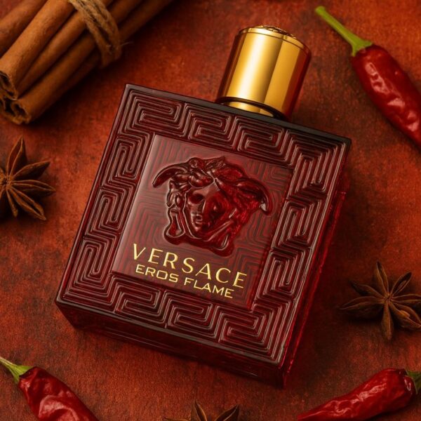 KIT COFFRET EROS FLAME VERSACE - PERFUME EAU DE PARFUM 100ML + TRAVEL CANETA SIZE 10ML + NECESSAIRE KIT REF: COFFRET EROS FL