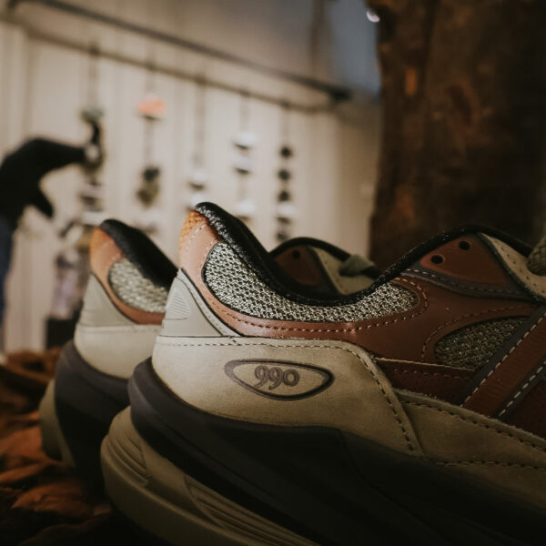 TÊNIS NEW BALANCE 990 - U990CA6