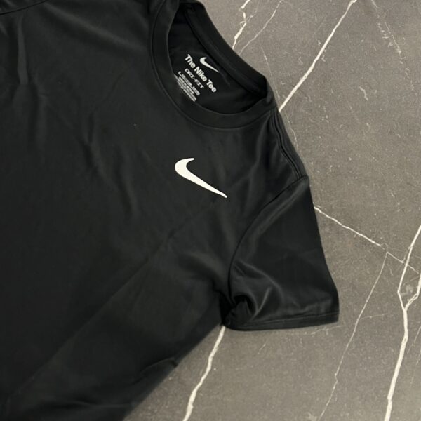 CAMISETA NIKE INFANTIL REF: 86M494