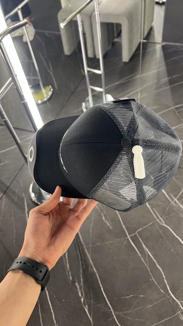 BONÉ OAKLEY – FOS901343