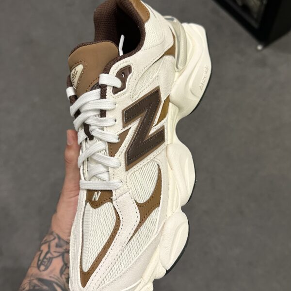 TENIS NEW BALANCE 9060 - U90603EG