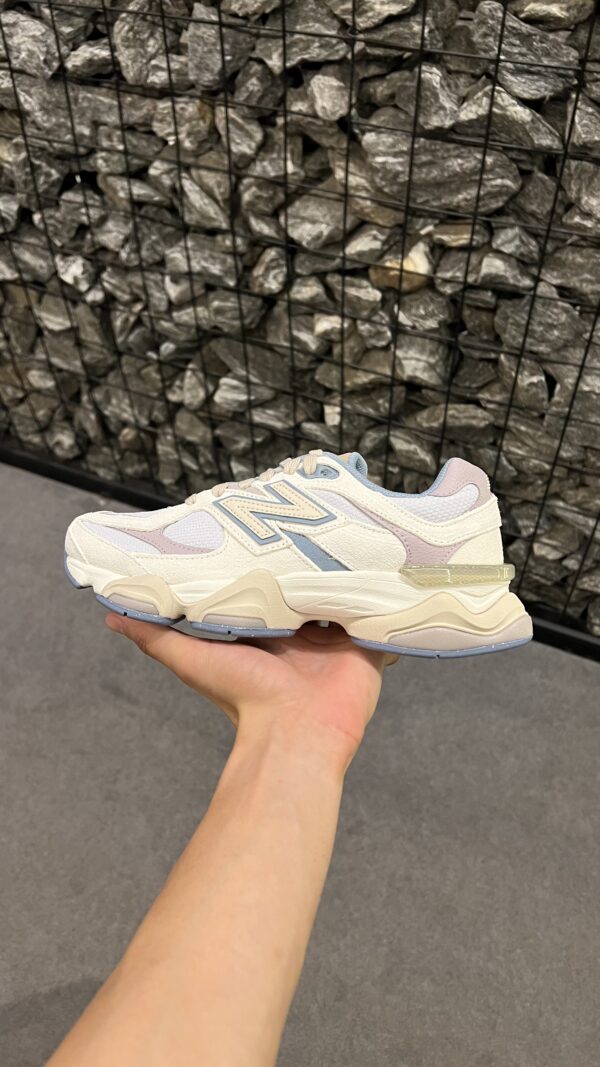 New Balance 9060 Feminino – U90601RJ