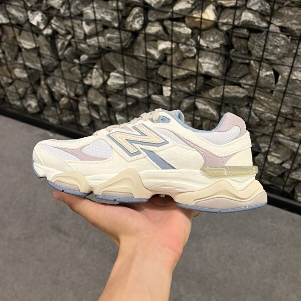 New Balance 9060 Feminino - U90601RJ